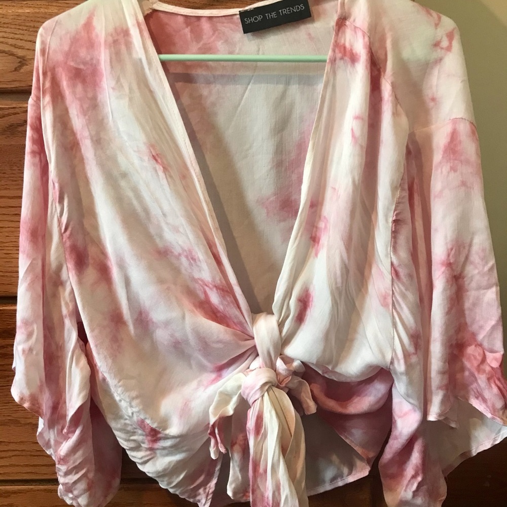 Forever 21 pink tye dye wrap top :)